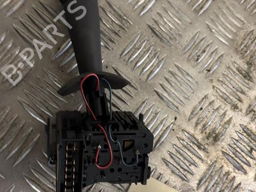 switch-renault-twingo-ii-cn0_-2007-32124612 main image