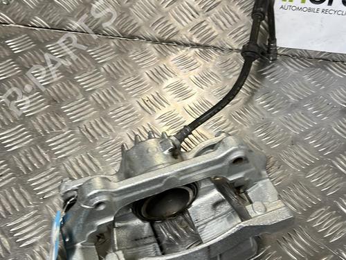 Used Right front brake caliper Right front brake caliper RENAULT TRAFIC III Van (FG_) 1.6 dCi 95 (FGMJ, FGMR) (95 hp) 22094729 22094729
