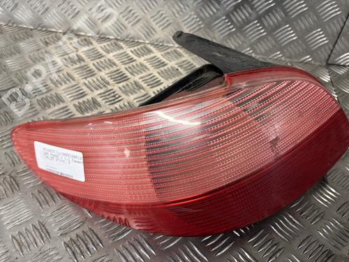 Venstre baglygte PEUGEOT 206 Hatchback (2A/C) 1.1 i (60 hp) 30965894