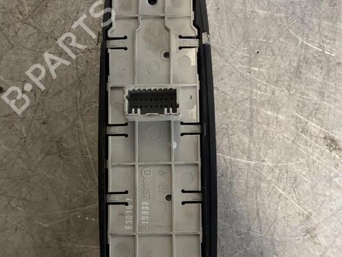 Used Switch RENAULT LAGUNA III (BT0/1) 2.0 dCi (BT01, BT08, BT09, BT0E, BT0K, BT12, BT1C, BT1D,... (150 hp) 22094091