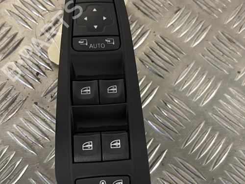 Used Left front window switch Left front window switch RENAULT ESPACE V (JR_) 2.0 Blue dCi 160 (JRAM) (160 hp) 26900867 26900867