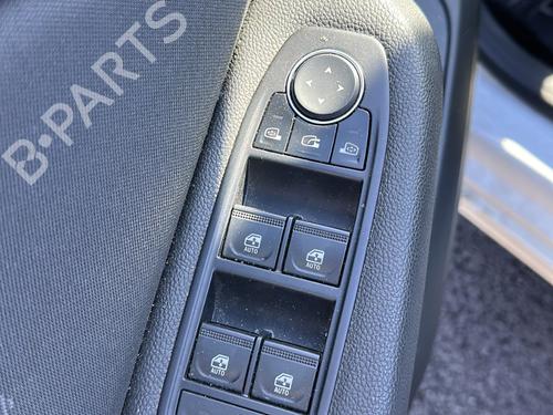 Armrest / Center console RENAULT CLIO V (B7_) 1.6 E-TECH 140 (B7MU) | BP37734966I20 - Image 23