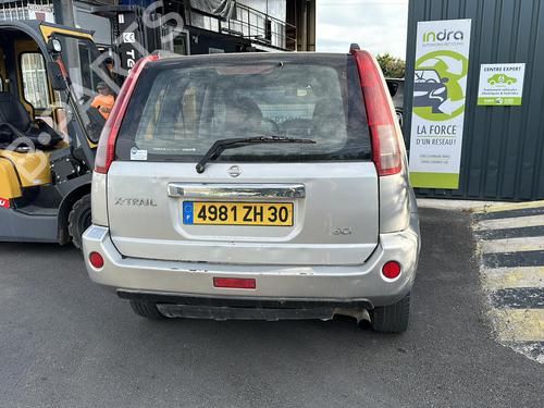 Left headlight NISSAN X-TRAIL I (T30) 2.2 dCi 4x4 | BP22095872C28 