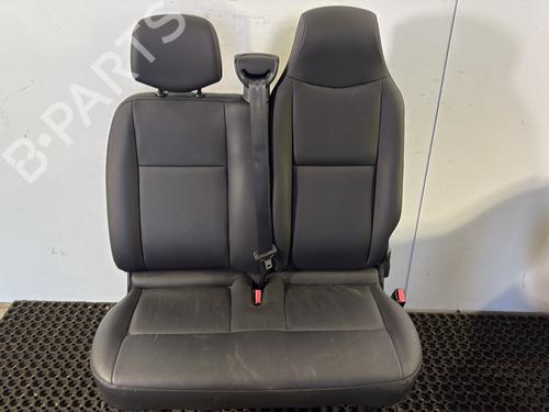 Used Right front seat RENAULT MASTER III Van (FV) 2.3 dCi 135 FWD (FV0N, FV08, FV06, FV00, FV1S) (136 hp) 29589191