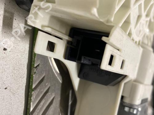 Front right window mechanism AUDI A1 Sportback (8XA, 8XF) 1.4 TFSI | BP20345670C23 