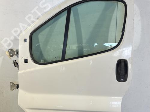Used Left front door OPEL VIVARO A Van (X83) 2.0 CDTI (F7) (90 hp) 28111615