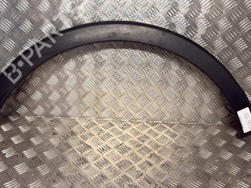 Używane Listwa nadkola tylnego prawego RENAULT CAPTUR I (J5_, H5_) 1.5 dCi 90 (J5N4, J5M5, J5MW, J5M6, J5AL, J5AJ) (90 hp) 30170772