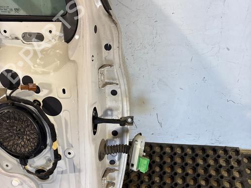 Used Left front door Left front door PEUGEOT 208 I (CA_, CC_) 1.4 HDi (68 hp) 39415408 39415408