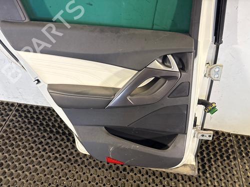 left-rear-door-ds-ds-5-kf_-2015-2016-2017-2018-30899814 main image