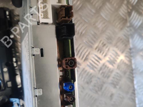 Used Display monitor Display monitor RENAULT CAPTUR II (HF_) E-TECH 145 (HFMU) (143 hp) 27636800 27636800