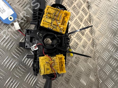 Steering column stalk RENAULT CAPTUR I (J5_, H5_) 1.5 dCi 90 (J5N4, J5M5, J5MW, J5M6, J5AL, J5AJ) | BP39017932I23 - Image 2