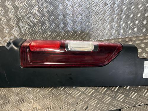right-taillight-renault-trafic-iii-van-fg_-2014-32235973 main image