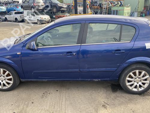 Højre forlygte OPEL ASTRA H (A04) 1.7 CDTI (L48) | BP20344073C29 