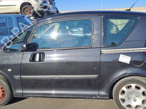 Right headlight PEUGEOT 1007 (KM_) 1.4 HDi | BP27483517C29 