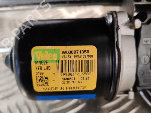 Used Front wiper motor Front wiper motor RENAULT MEGANE IV Hatchback (B9A/M/N_) 1.6 E-TECH 160 (B9NH) (160 hp) 22635584 22635584