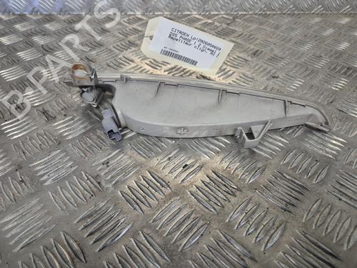 Used Right front indicator Right front indicator CITROËN DS5 2.0 HDi 200 Hybrid4 All-wheel Drive (200 hp) 36056293 36056293