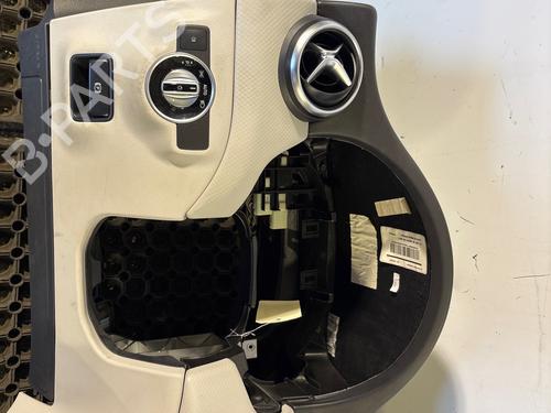 Dashboard MERCEDES-BENZ A-CLASS (W176) A 200 (176.043) | BP34098125C46 - Image 11