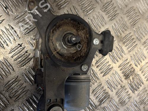 front-wiper-motor-citroen-c4-grand-picasso-ii-da_-de_-2013-33741126 main image