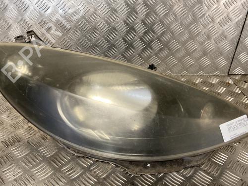 right-headlight-peugeot-1007-km_-2005-32413056 main image