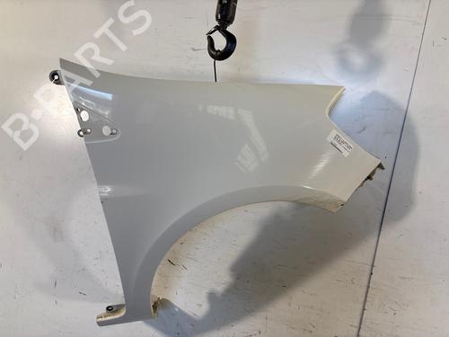 right-front-fenders-renault-clio-iii-grandtour-kr01_-2007-38423288 main image