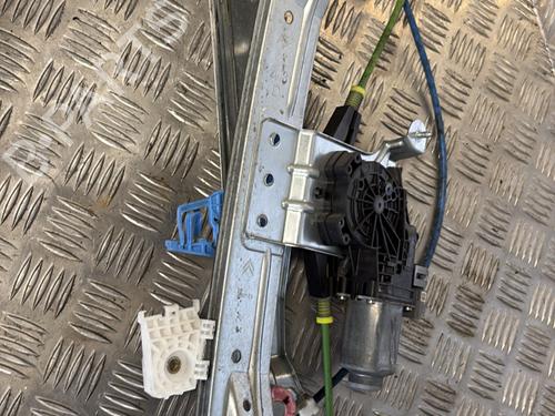 Rudehejsemekanisme Højre foran CITROËN C3 Picasso (SH_) 1.4 VTi 95 (SH8FSC, SH8FP0, SH8FP6) (95 hp) 29748405