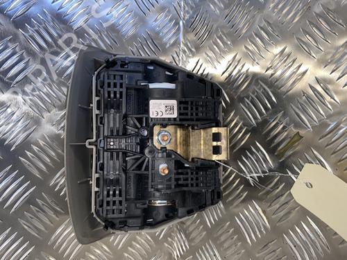 driver-airbag-renault-zoe-bfm_-zoe-2012-22095755 main image