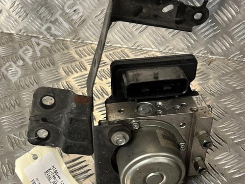 ABS Bremseaggregat NISSAN X-TRAIL II (T31) 2.0 dCi 4x4 (150 hp) 22097329