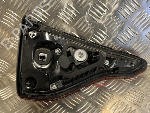 right-tailgate-light-renault-clio-v-b7_-2019-24350627 main image