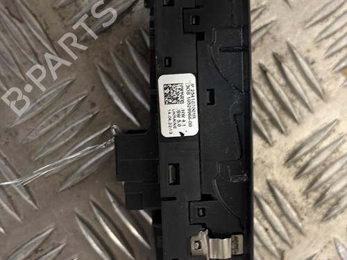 Used Left front window switch Left front window switch RENAULT CAPTUR II (HF_) TCe 90 (HFM6) (91 hp) 29895803 29895803