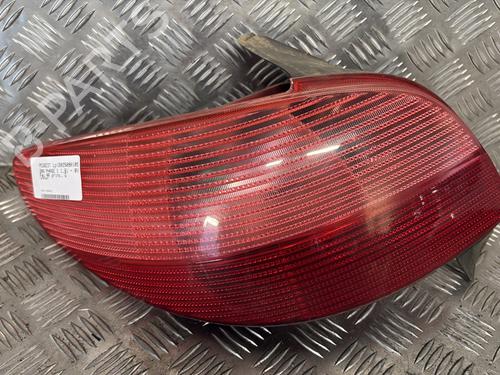 Venstre baglygte PEUGEOT 206 Hatchback (2A/C) 1.6 i (89 hp) 28826918