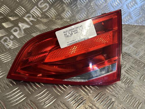Venstre baglygte bagklap AUDI A4 B8 (8K2) 2.0 TDI (120 hp) 24735298