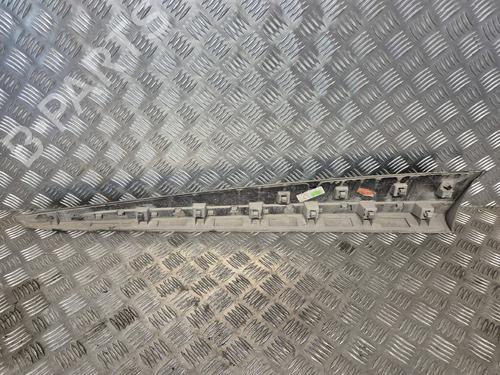 door-moulding-trim-renault-clio-iv-bh_-2012-2013-2014-2015-2016-2017-2018-2019-2020-2021-34453627 main image