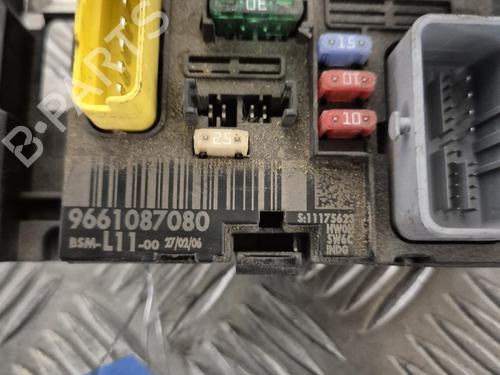 Used Fuse box Fuse box PEUGEOT 307 CC (3B) 2.0 HDi 135 (136 hp) 40031979 40031979