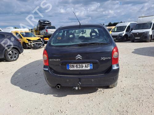 Right taillight CITROËN XSARA PICASSO (N68) 1.6 HDi | BP25220562C35 