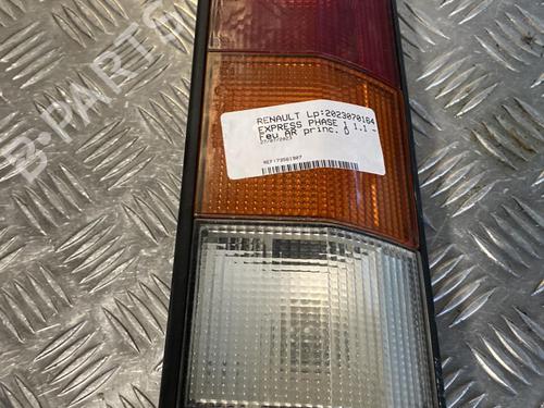 Used Right taillight Right taillight 22095580 22095580