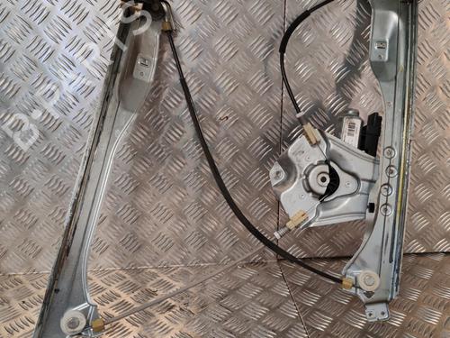 Rudehejsemekanisme ventre foran RENAULT CLIO III (BR0/1, CR0/1) 1.5 dCi (75 hp) 22097581