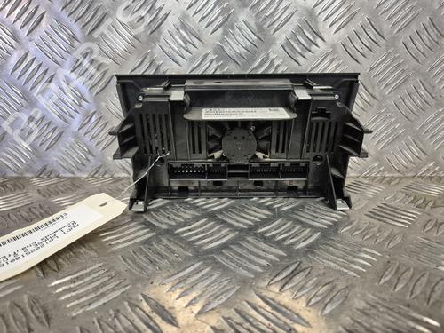 Used Climate control Climate control AUDI Q3 (8UB, 8UG) 2.0 TDI quattro (150 hp) 31117363 31117363