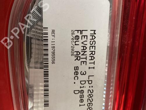 Right tailgate light MASERATI LEVANTE SUV (M161) 3.0 D Q4 | BP31880351C80 - Image 3