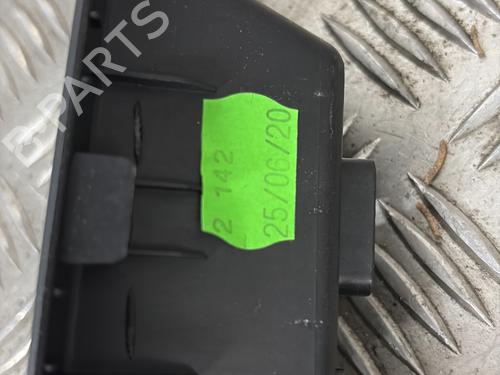 Left front window switch OPEL CORSA F (P2JO) 1.2 (68) | BP29629272I27 - Image 5