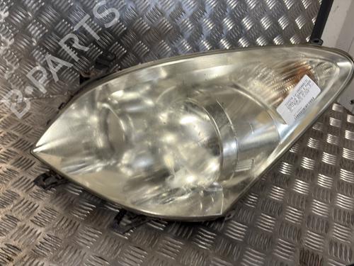 Used Left headlight TOYOTA COROLLA Verso (ZER_, ZZE12_, R1_) 2.2 D-4D (AUR10_, AUR10R) (136 hp) 31123988