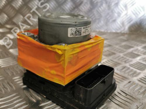 Used ABS pump PEUGEOT 208 I (CA_, CC_) 1.5 BlueHDI 100 (102 hp) 22096575