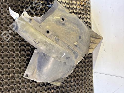 wheel-arch-renault-clio-iii-br01-cr01-2005-2006-2007-2008-2009-2010-2011-2012-2013-2014-35785984 main image