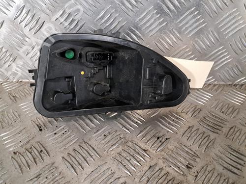 Used Lamp holder RENAULT CLIO III (BR0/1, CR0/1) 1.5 dCi (C/BR0G, C/BR1G) (68 hp) 30648192