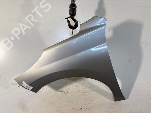 Used Left front fenders Left front fenders 37629530 37629530