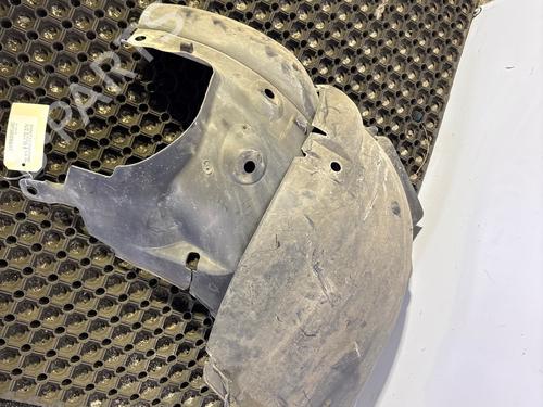 wheel-arch-renault-clio-iii-br01-cr01-2005-2006-2007-2008-2009-2010-2011-2012-2013-2014-35785983 main image