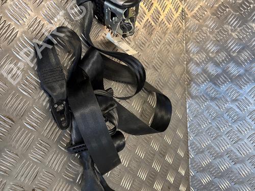 front-right-seatbelt-renault-clio-iv-bh_-2012-2013-2014-2015-2016-2017-2018-2019-2020-2021-37203564 main image