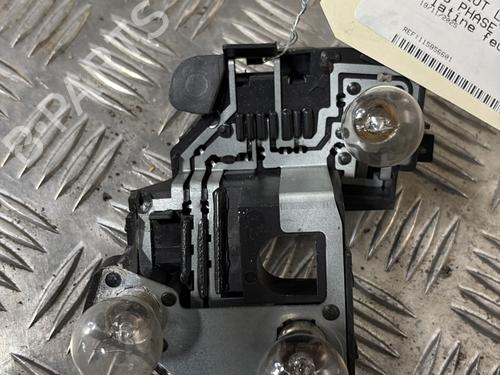 Lampenträger für PEUGEOT 206 Hatchback (2A/C) 1.6 HDi 110 (109 hp) 30466570