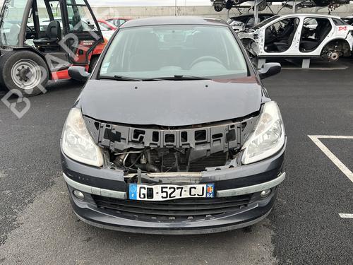 Used Parts RENAULT CLIO III (BR0/1, CR0/1) 1.5 dCi (BR17, CR17) (86 hp) 4357808