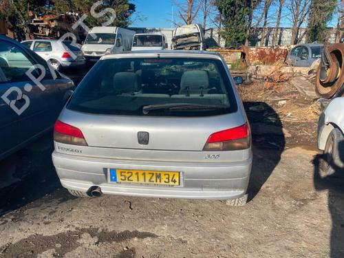 Right taillight PEUGEOT 306 Hatchback (7A, 7C, N3, N5) 2.0 HDI 90 | BP20348887C35 