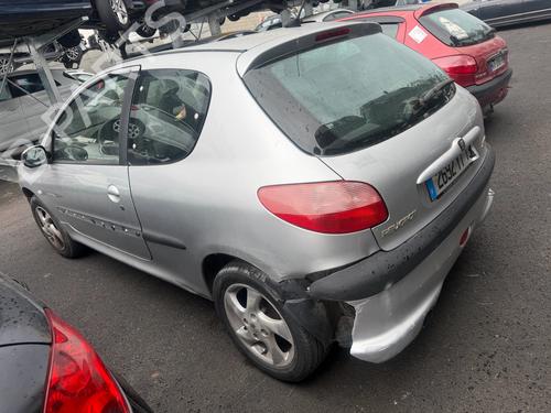 Pièces Détachées Usagées PEUGEOT 206 Hatchback (2A/C) 2.0 HDI 90 4863534